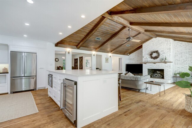 Building Photo - 12419 Mossycup Dr