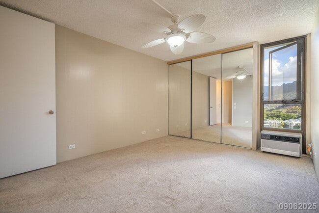 Building Photo - 2BR | 2BA | $4,000 | Move-In Ready! Windwa...