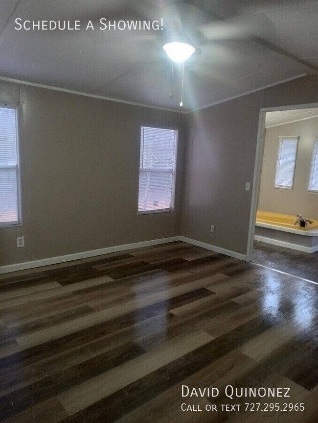 Building Photo - 65 Bollen Ct