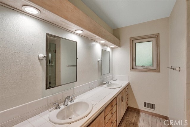 Building Photo - 14205 Bronte Dr