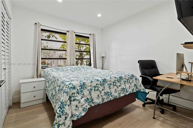 Building Photo - 12241 SW 24th Terrace