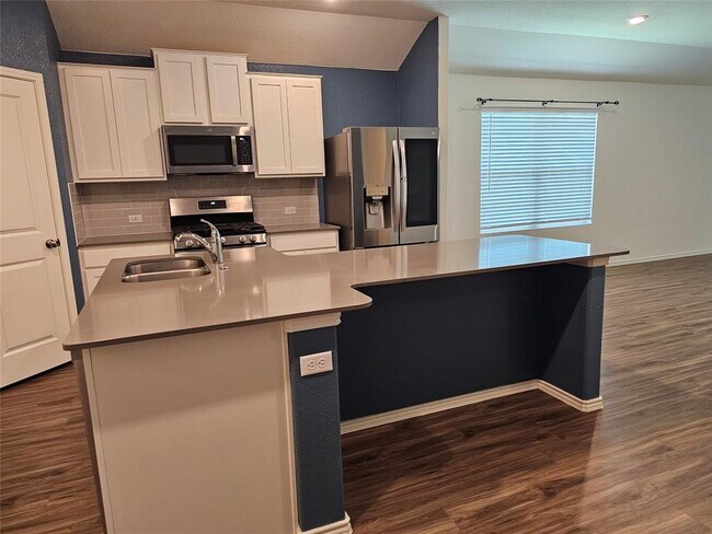 Building Photo - 21408 Bird Wing Dr
