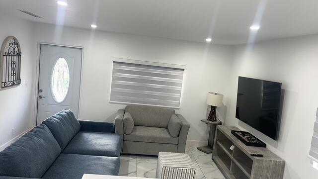 Building Photo - 16355 Downers Dr E