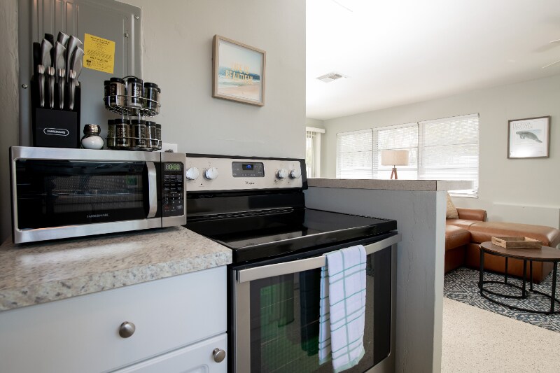 Building Photo - 620 SE 47th St