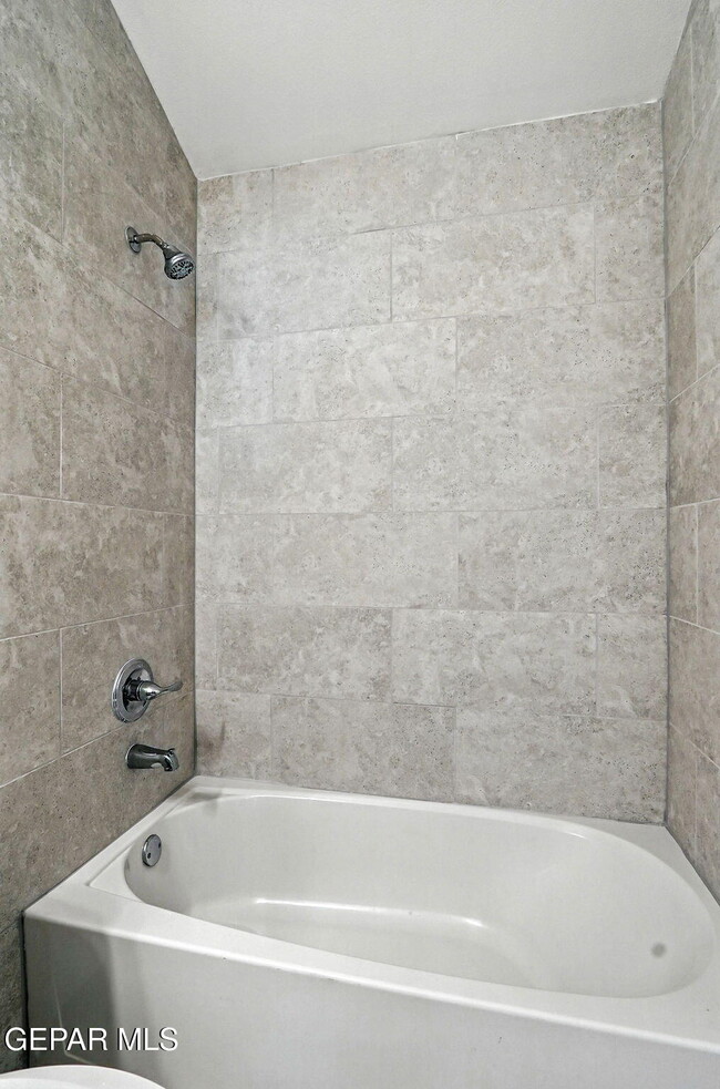 Building Photo - 14262 Kayla Mia Dr