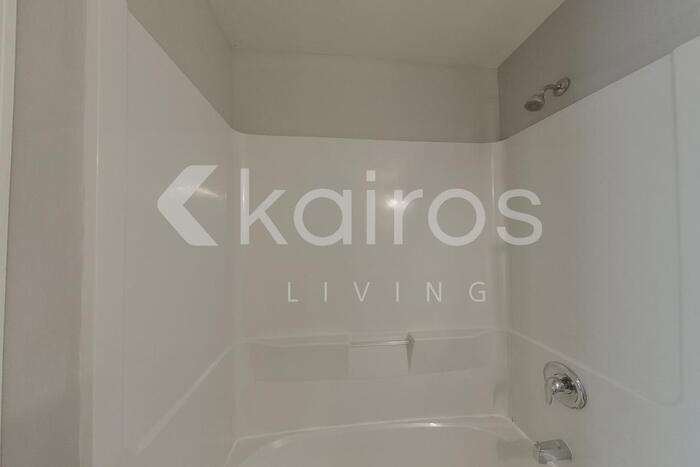 Building Photo - 17360 Shirley Ave