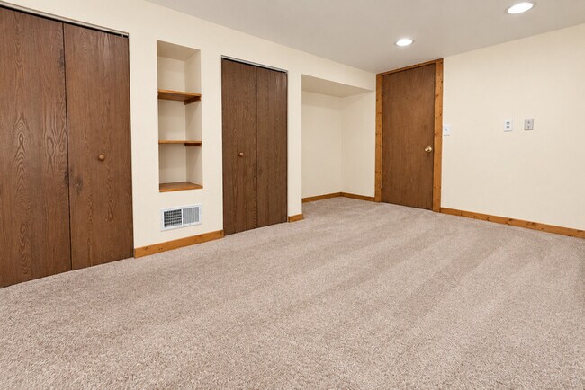 Building Photo - 3790 High Ct