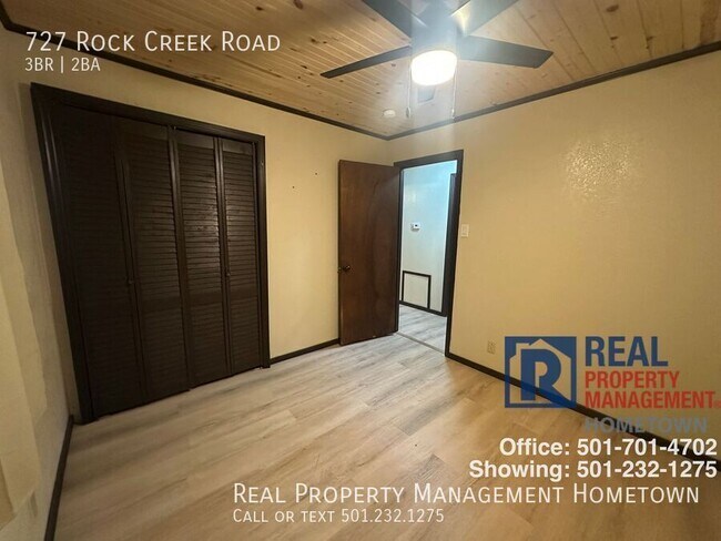 Building Photo - 727 Rock Creek Rd