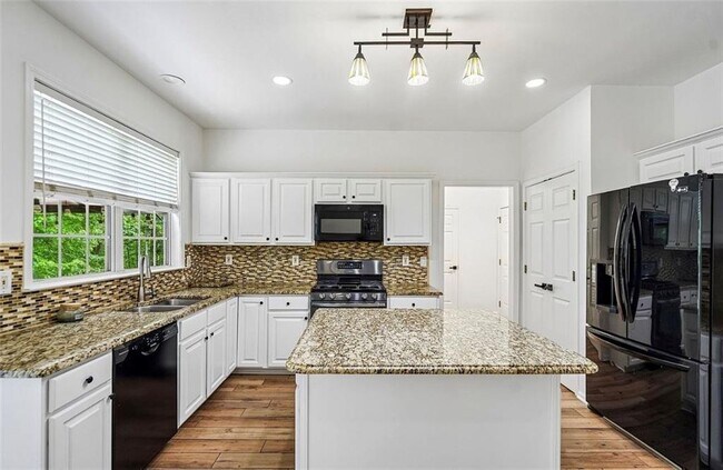 Building Photo - 5157 Wellisford Ct NW