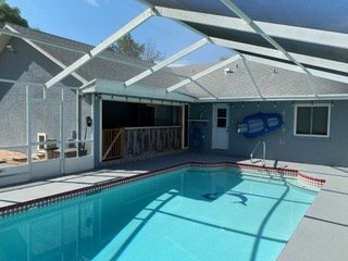 Building Photo - Large Fenced Yard!  Rainbow Woods Home For Rent