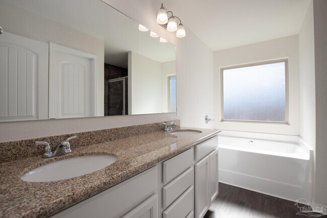 Building Photo - 4375 Thistle Pine Ct