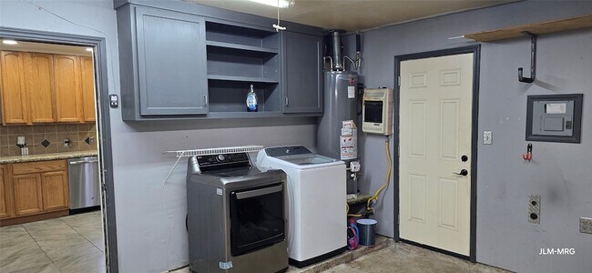 Building Photo - 11507 Marrs Dr