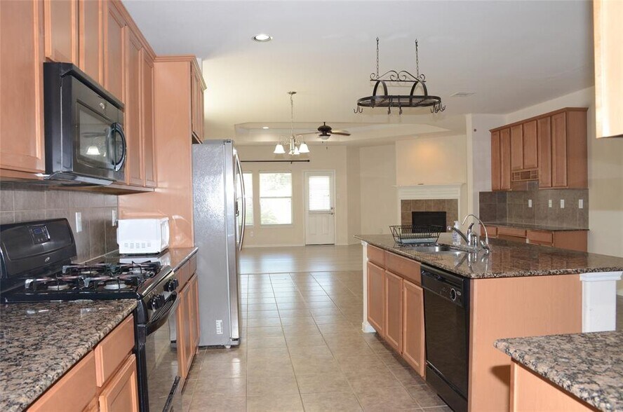 Building Photo - 18218 Fairhope Oak Ct