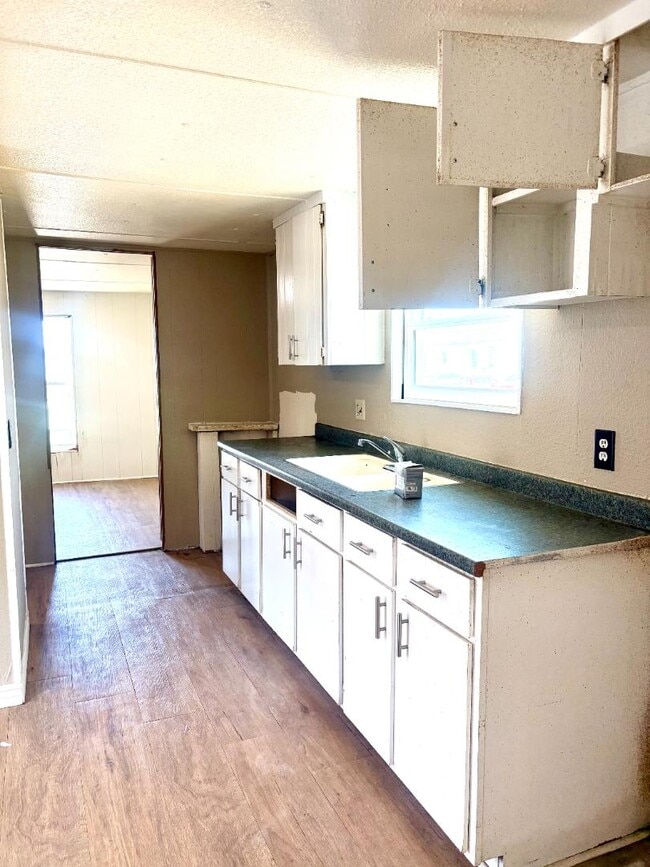Building Photo - 150 Private Road 1610