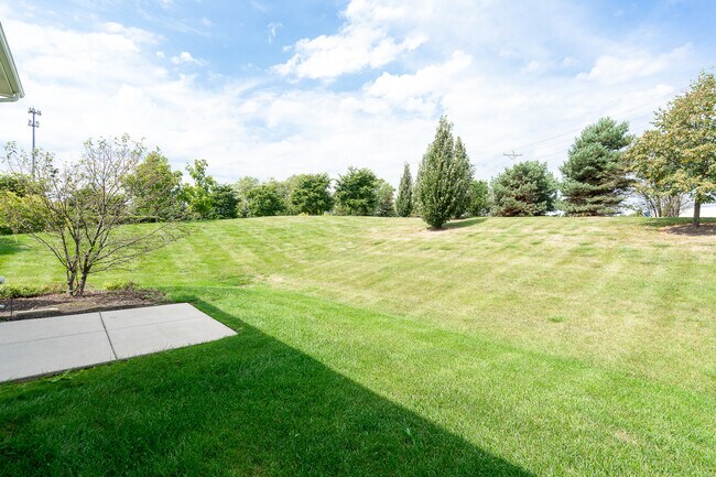 Building Photo - 16164 W Coneflower Dr