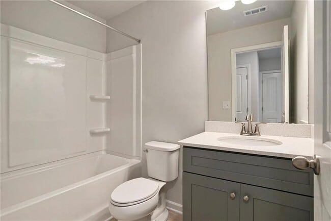 Building Photo - 3170 Washburn St SE