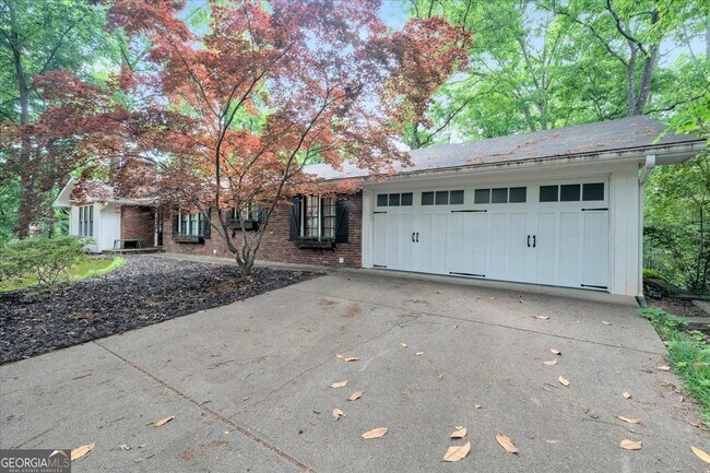 Building Photo - 5592 Colton Dr NE