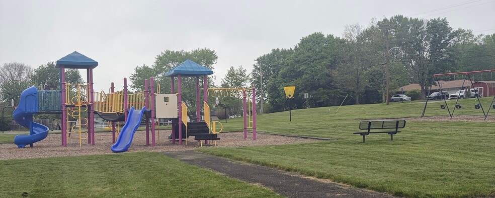 Playground At The End Of The Road - 171 Bessemer St