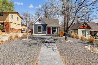 Building Photo - Charming 2BD, 2BA Longmont Home with Fenced Back Yard