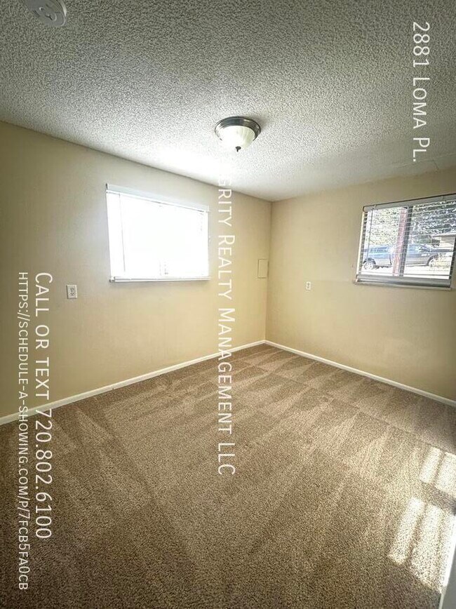 Building Photo - 2881 Loma Pl