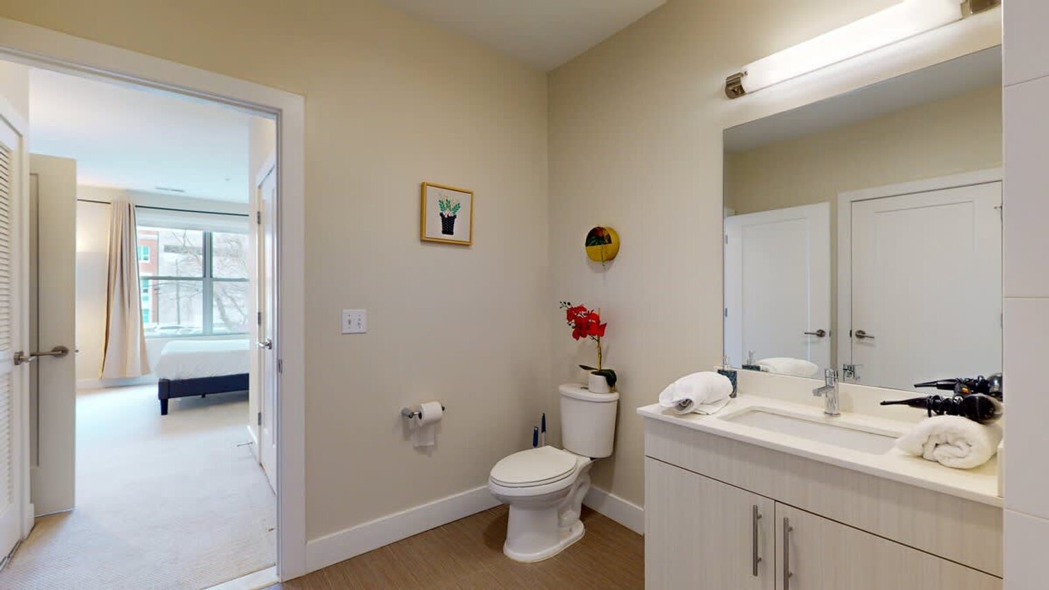 Building Photo - 545 Bedford St