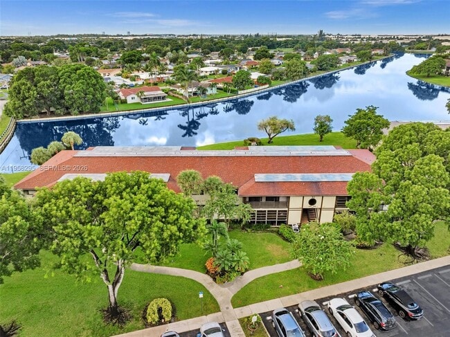 Building Photo - 9487 W McNab Rd