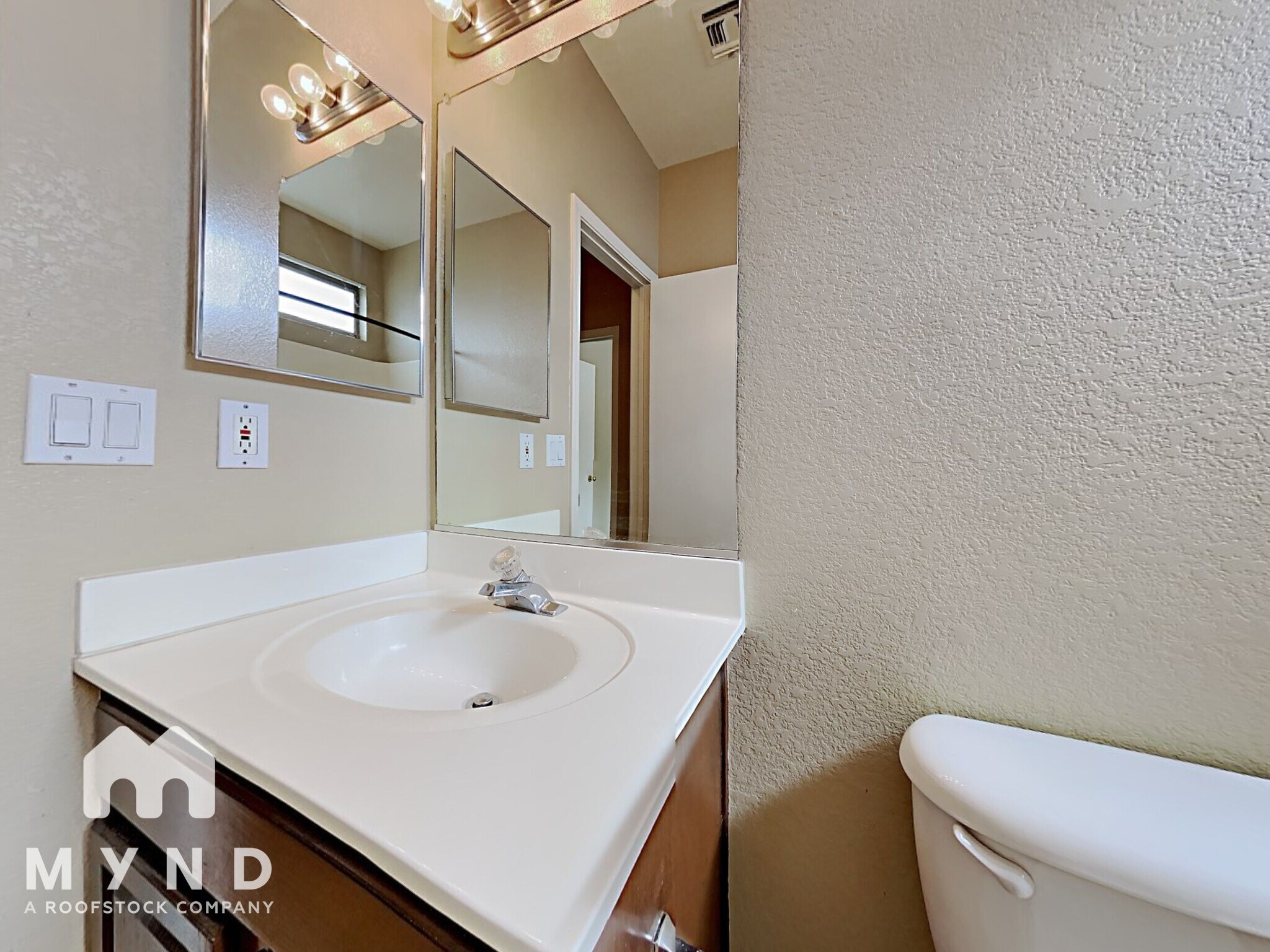 Building Photo - 40908 N Barnum Way