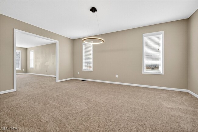 Building Photo - 6724 Larch Ct