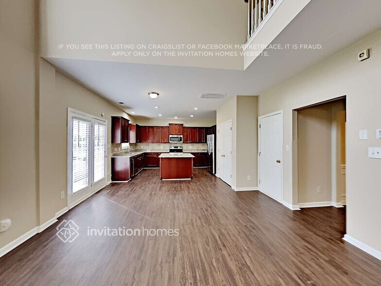 Building Photo - 3401 Paxton Ridge Dr