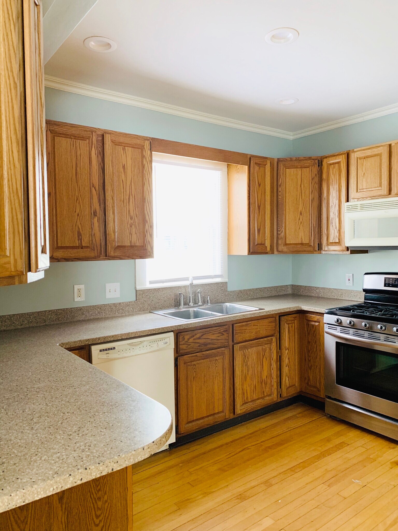 Kitchen 1 - 43 Mayfield Ave NE