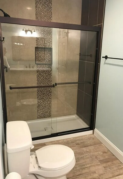 Primary Bathroom - 8149 Maudie Ln