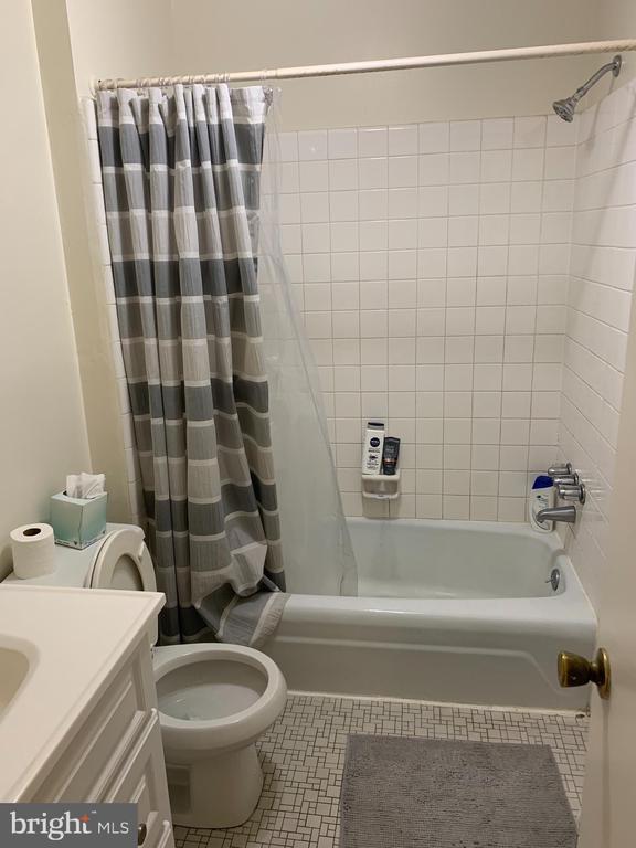 Building Photo - 1510 Lombard St