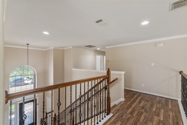Building Photo - 24822 Dutton Point Dr