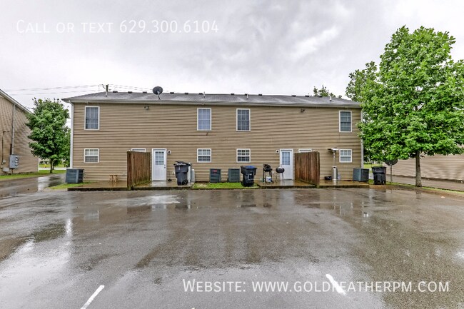 Building Photo - 1363 Benley St