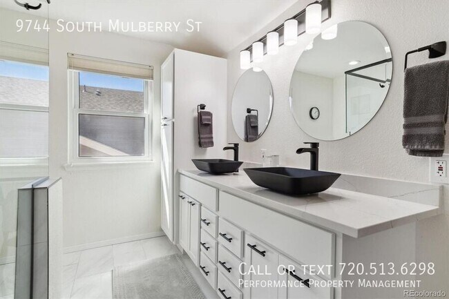 Building Photo - Stunning 3-Bedroom 3.5 Bath house in Highl...