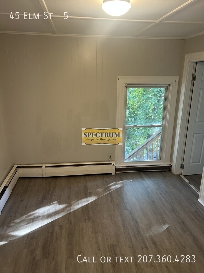 Building Photo - 45 Elm St