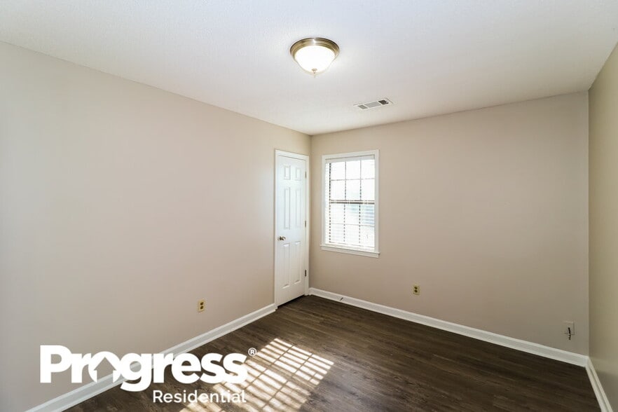 Building Photo - 2777 Kate Bond Rd