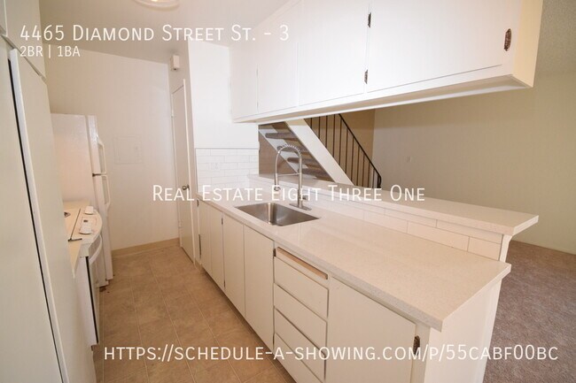 Building Photo - 4465 Diamond St