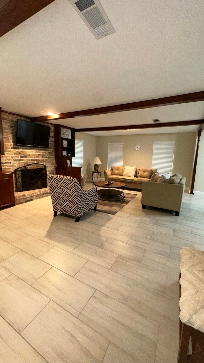 Building Photo - 4806 Havenwoods Dr
