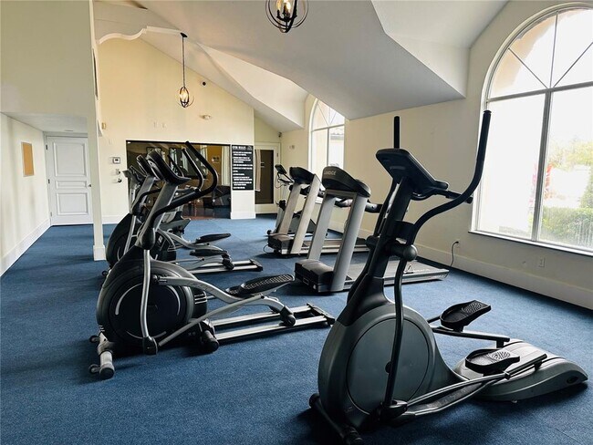 Building Photo - 5112 Conroy Rd