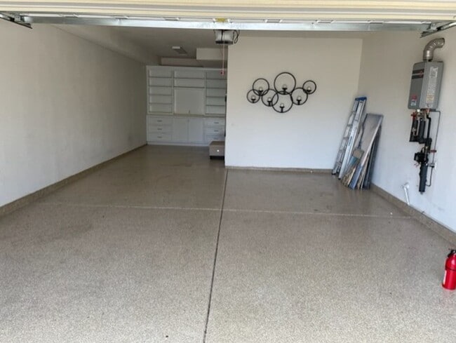 Building Photo - Exceptional Remodeled & Professionally Fur...