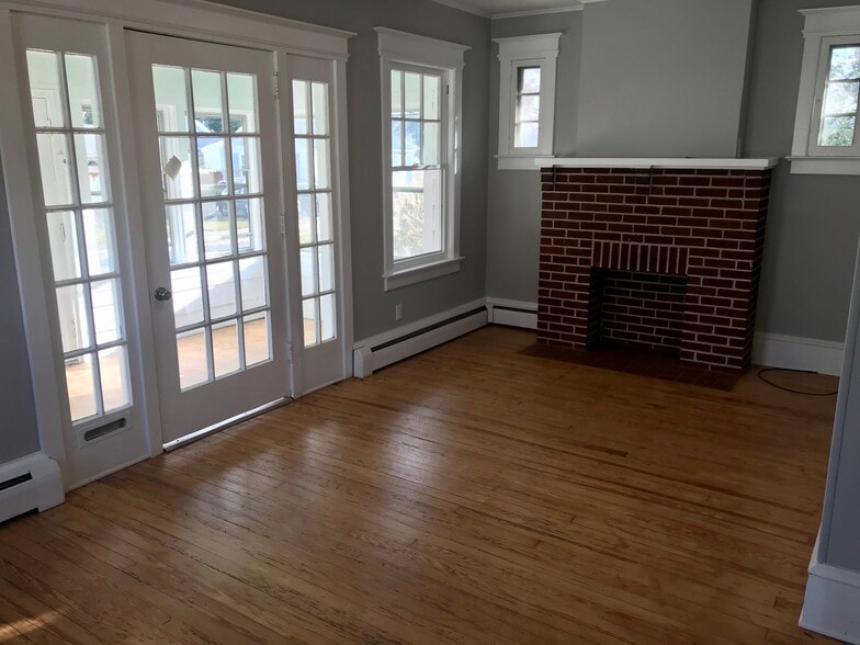 Building Photo - 239 Marlin Rd