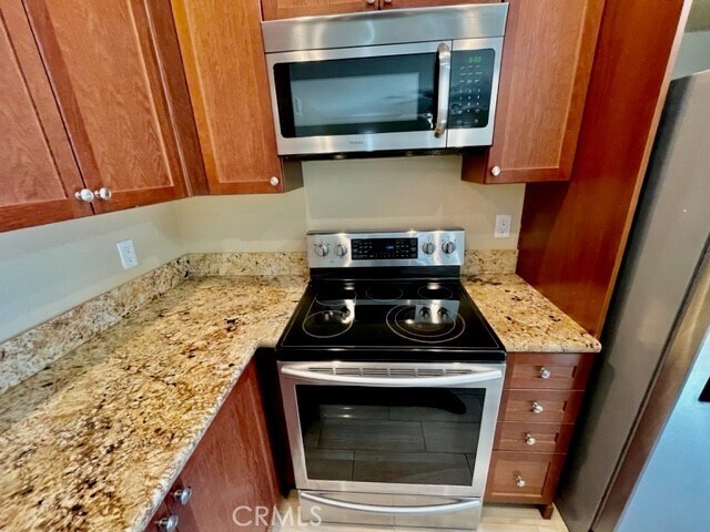 Building Photo - 45313 Sunset Ln