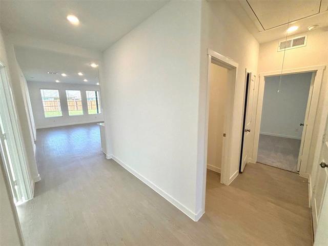 Building Photo - 504 Capstone Ct