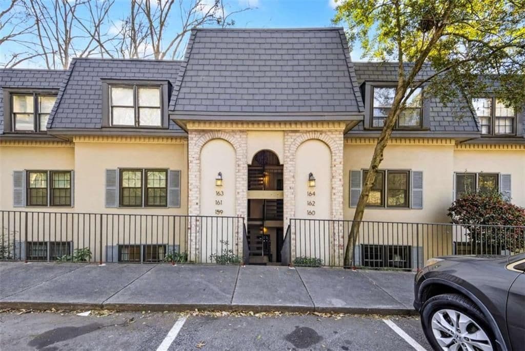 Building Photo - 159 Elysian Way NW