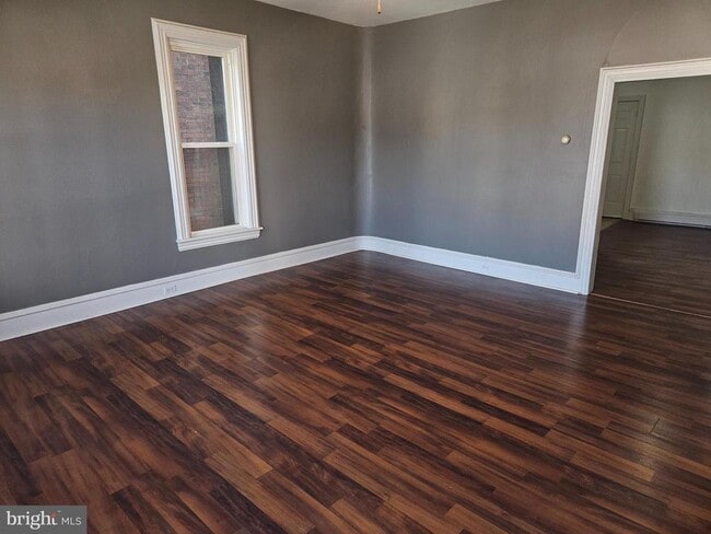 Building Photo - 181 S Tulpehocken St