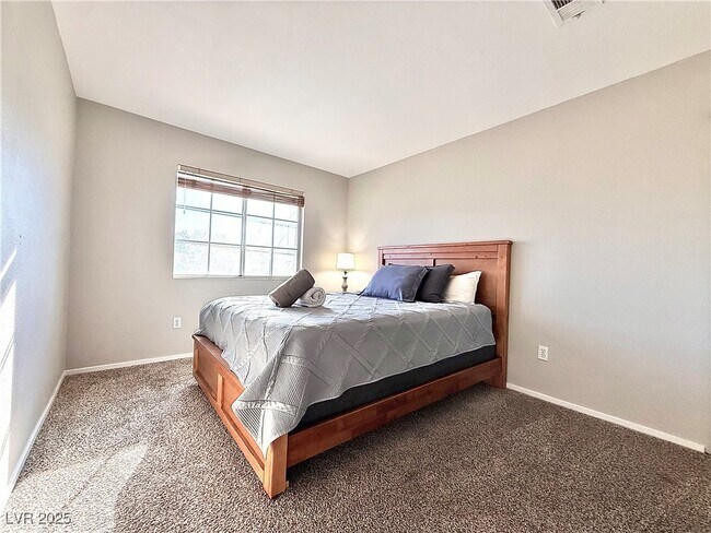 Building Photo - 8436 Orchard Ridge Ave