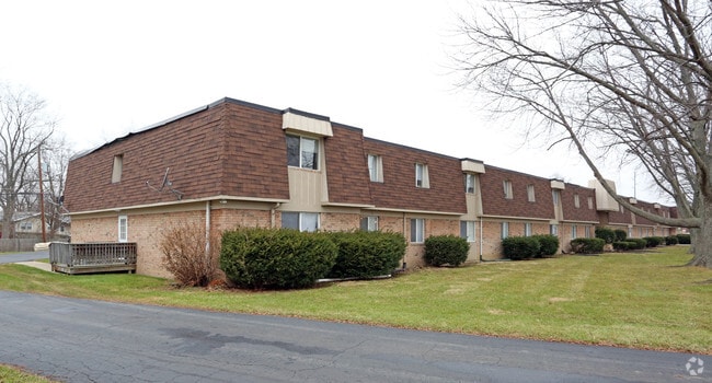 Building Photo - 3801 Sturbridge Ct