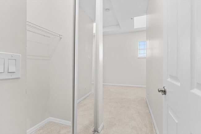 Building Photo - 1460 Corbison Point Pl