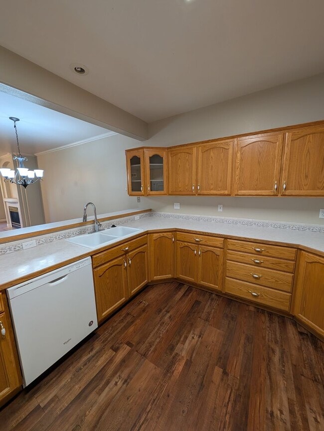 Building Photo - 1366 Delphic Way